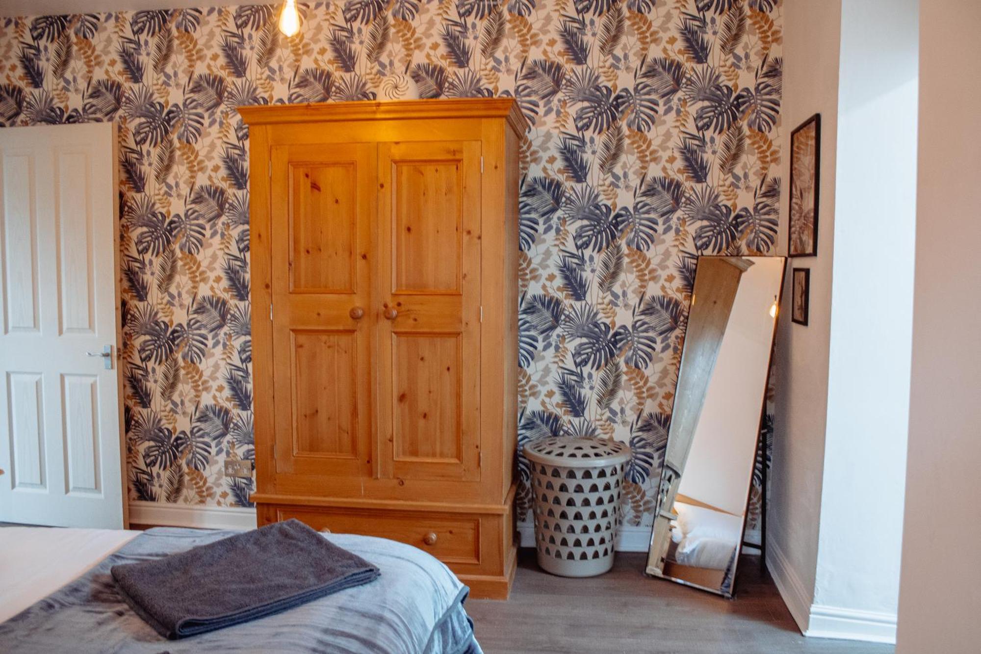Spacious Flat With Free Parking Apartment Harrogate Exterior foto